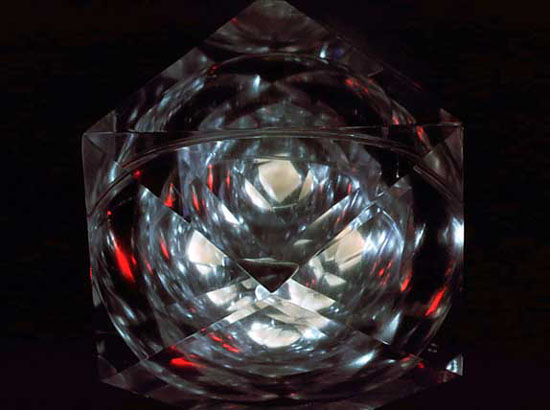 Reflections, homenaje a Kepler, 1975-76. Lasers y técnica mixta