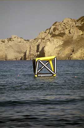 Estructura flotante, Calaratjada, Palma de Mallorca, 1986. Técnica mixta